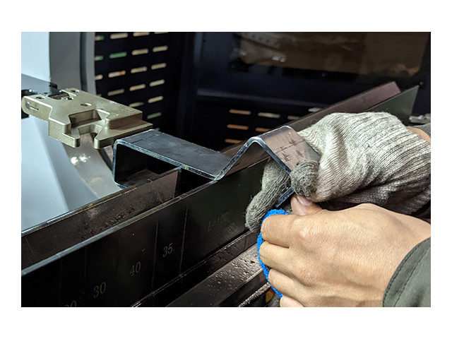 cnc press brake bending