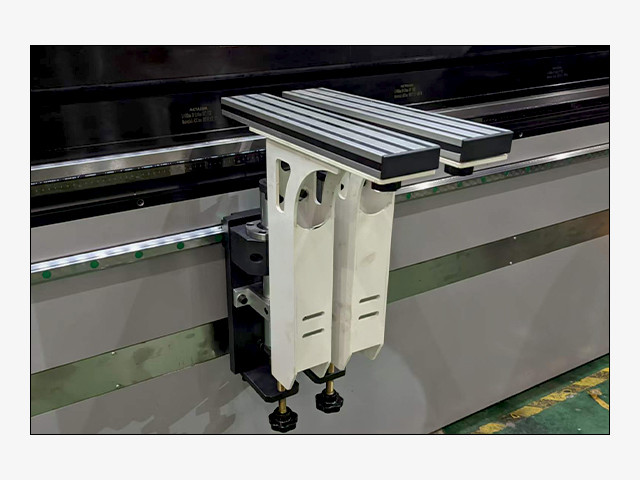 Front Support