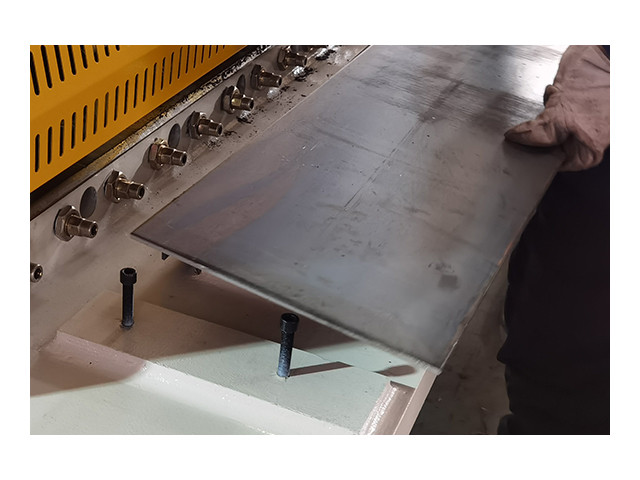 QC12Y/K Hydraulic Swing Beam Shear
