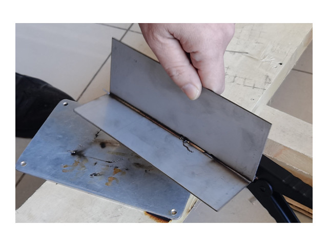 Hand-Held Laser Welding Machine Workpiece display