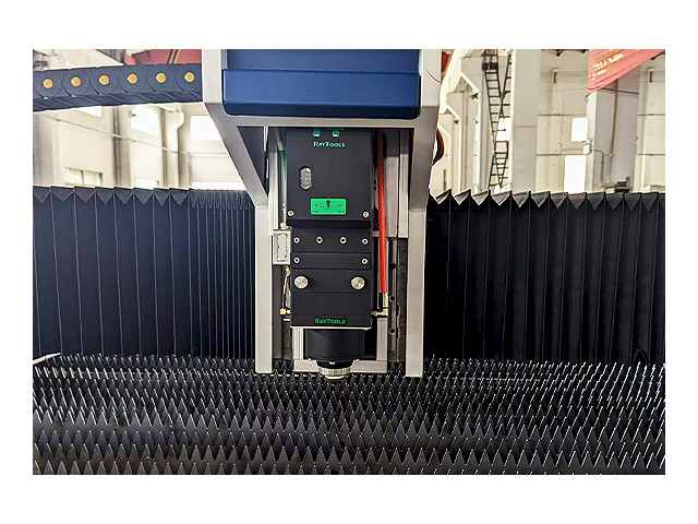 Plate & Pipe Cutting Machine Laser Head