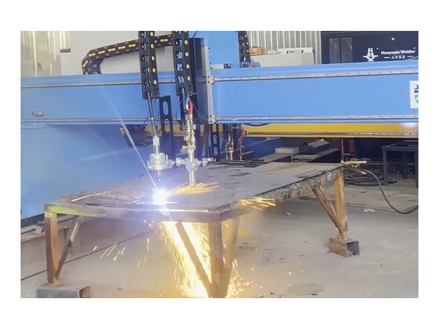 Plasma Cutting Machine Cutting display