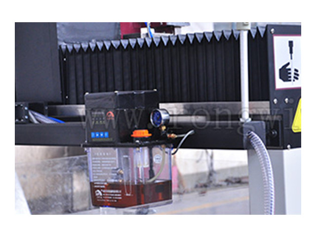 Waterjet Cutting Machine Automatic lubrication device