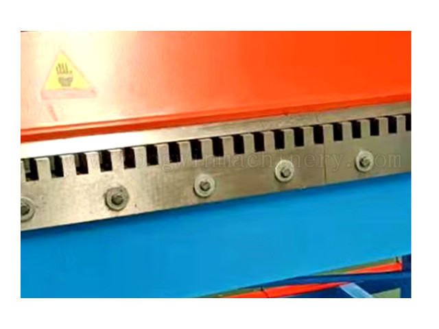   Pneumatic Folding Machine Folding machine blades