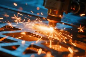 Maximize Metal Cutting Efficiency with the Best 6kW Fiber Laser Cutter | RONGWIN