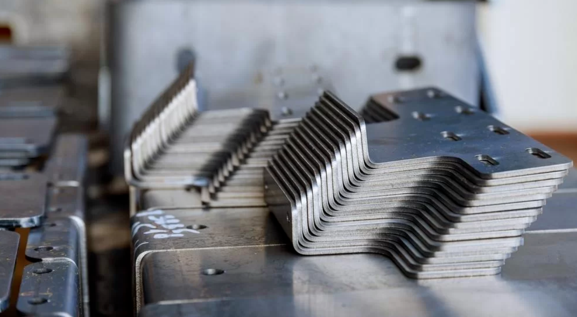 Metal Cutting Machine