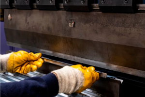 Is It Time to Upgrade Your Metal Cutting Machine? Signs to Watch out For