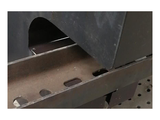Hydraulic punching machine