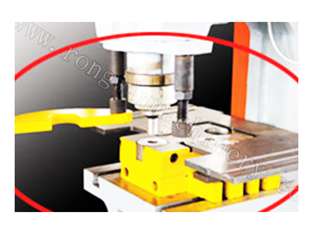 upper and lower mold