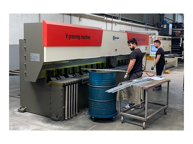 CNC Grooving Machine