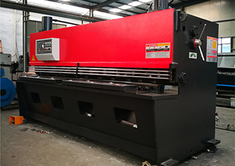 Hydraulic Shearing Machine