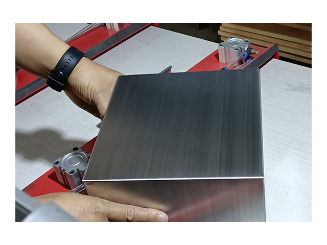 Workpiece display of different types of pol.ishing machines
