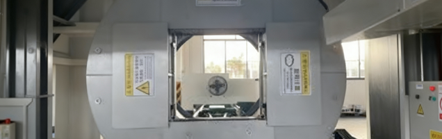 Auto-focus cutting head