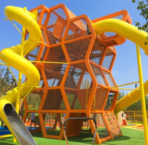 Dalian China Resources City 24 - Beehive Playground (06/2017)