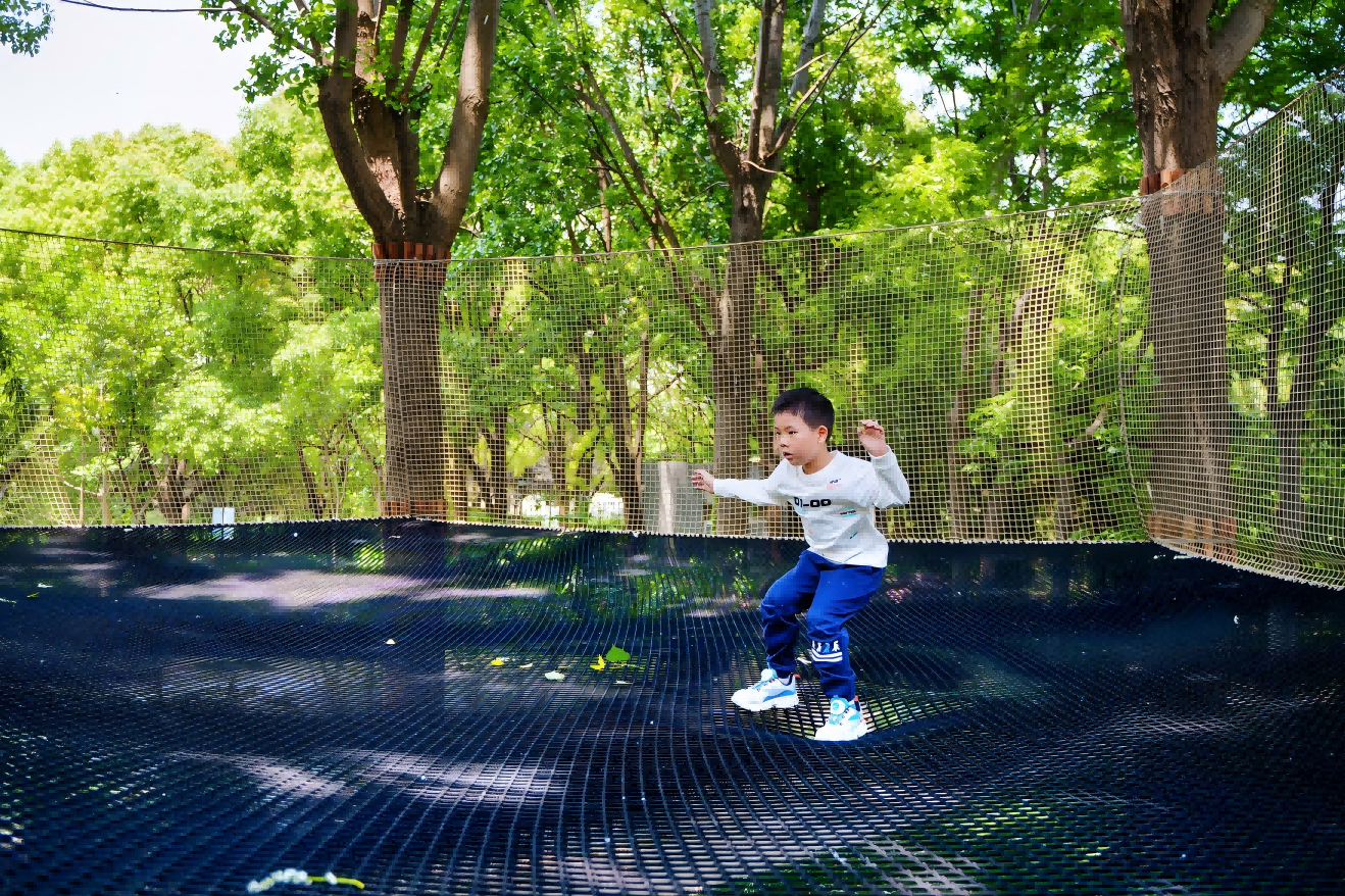 playground climbing structures