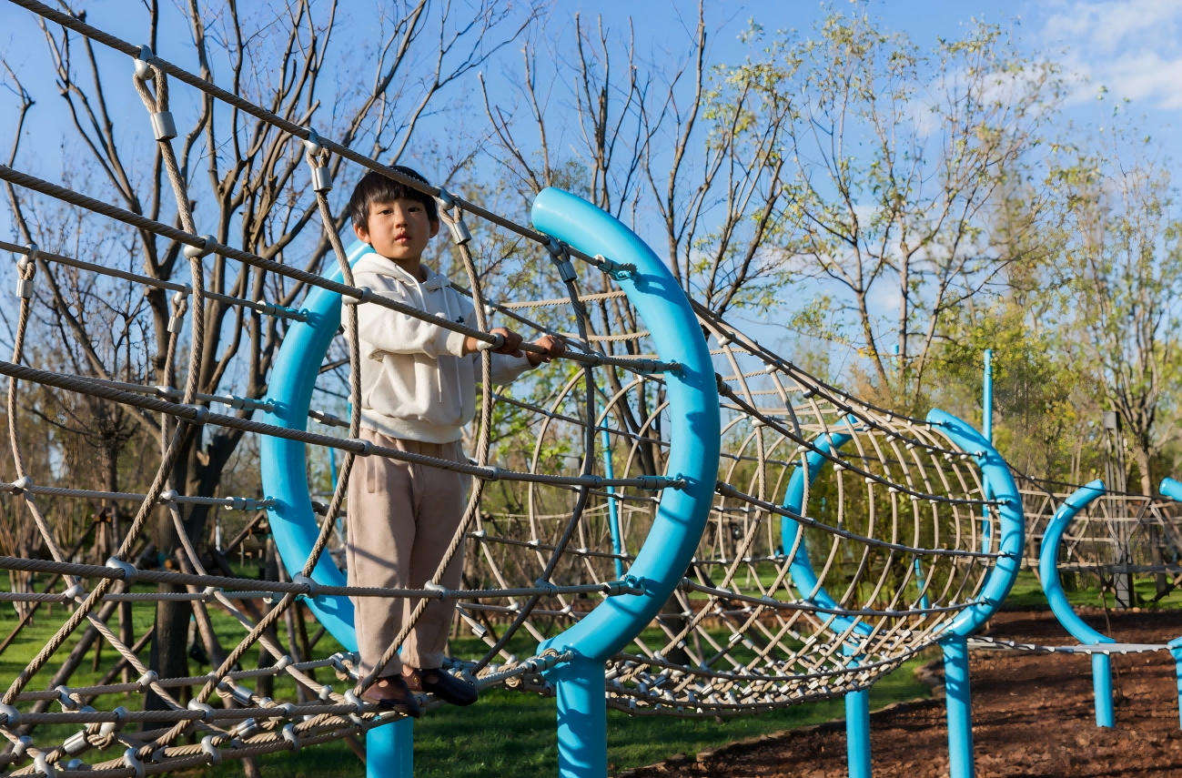 playground climbing structures