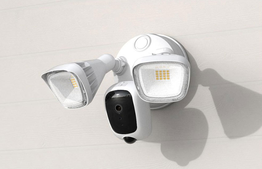 Wireless Floodlight Camera