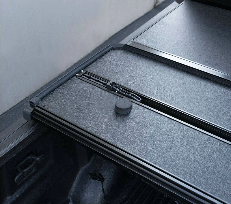 Toyota Soft Roll Cargo Cover Detail