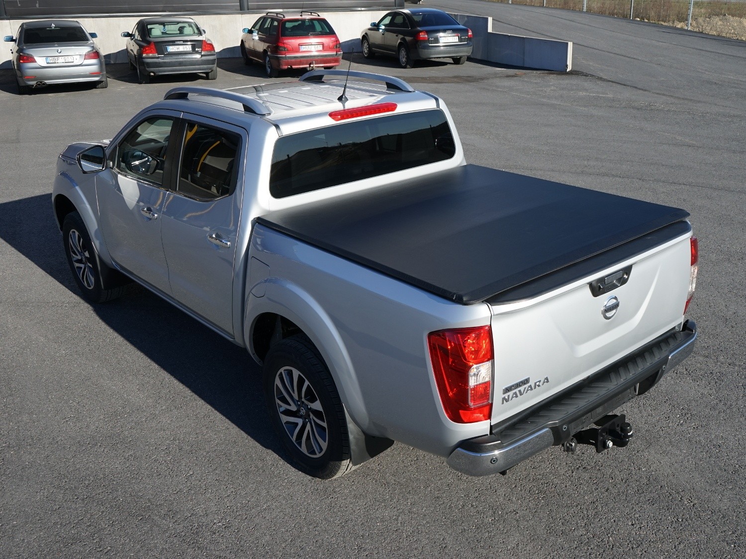 Toyota Tacoma Factory Tonneau Cover