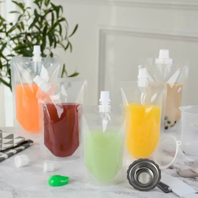 Customized Size Spout Bag Biodegradable Liquid Pouches Plastic Water Bag Stand up Drink Pouch with Straw