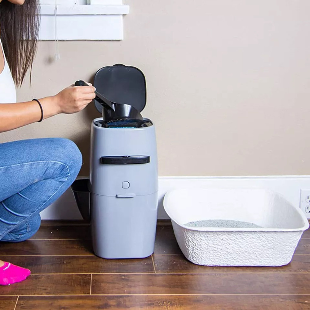 Diaper Pail Refill Detail