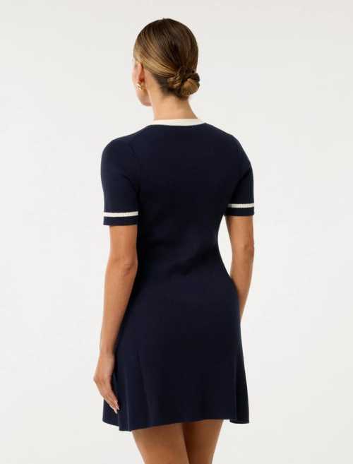 Sophisticated Round neckline Short sleeve Bodycon Knit Simple and Elegant Woman's Mini Dress