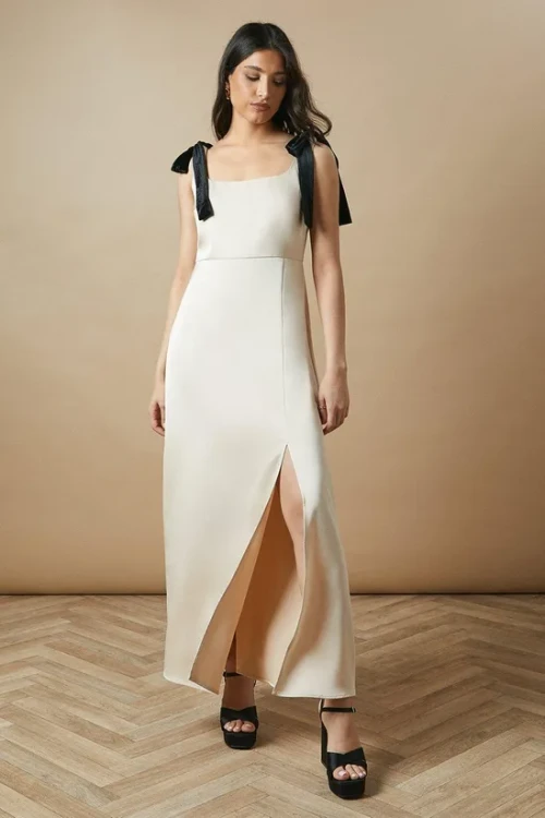 Elegant Women's Square  Slim Open Back High Waist Solid Color Slit  Casual Dress