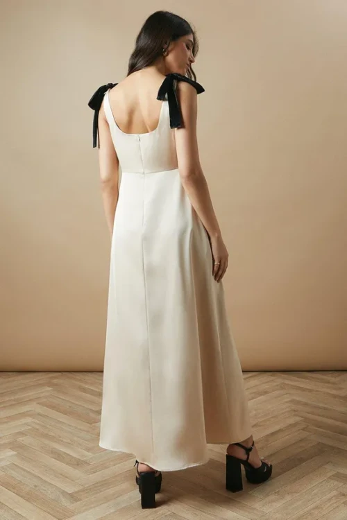 Elegant Women's Square  Slim Open Back High Waist Solid Color Slit  Casual Dress