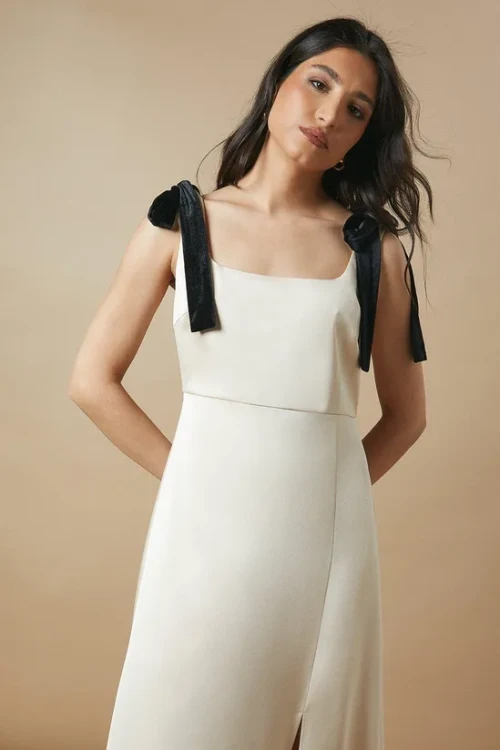 Elegant Women's Square  Slim Open Back High Waist Solid Color Slit  Casual Dress