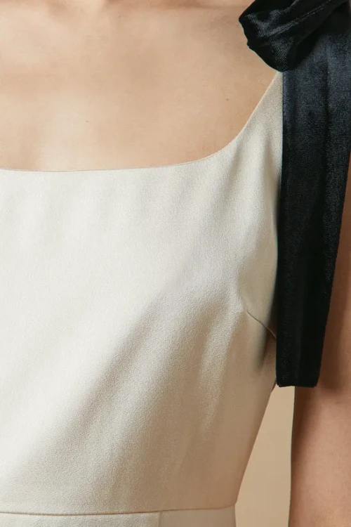 Elegant Women's Square  Slim Open Back High Waist Solid Color Slit  Casual Dress