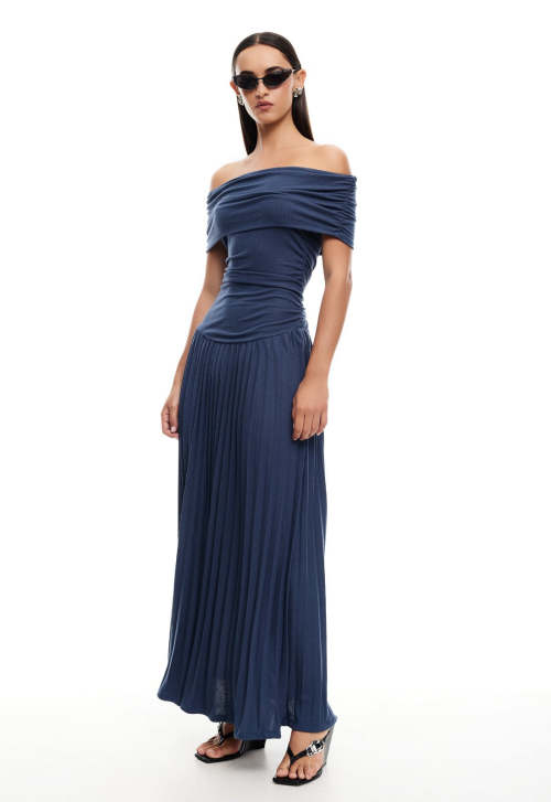 2025 New Design Fashionable High quality Off shoulder  Elegant Woman's long Dress