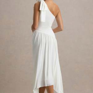 Elegant Asymmetric Neckline One-Shoulder Bow Detail strap Asymmetric Split Skirt