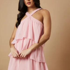 Elegant Halter Neckline Open Back Sleeveless Solid Color Tiered Skirt Casual Dress