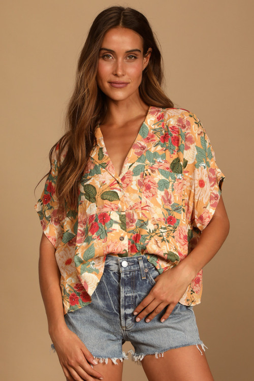 Fashionable Casual Short Sleeve Floral Print Button-Up Lulus Island Style T-shirt