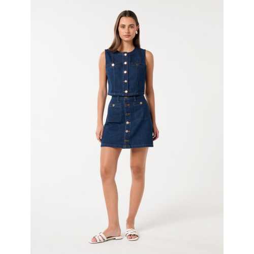 Jacket Combines a Vintage Silhouette Round Neckline Button Closure at Chest Sleeveless Short Tops