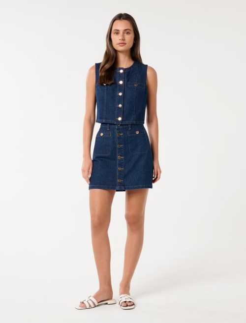 Jacket Combines a Vintage Silhouette High-Waist Design A-Line Silhouette Short Skirt