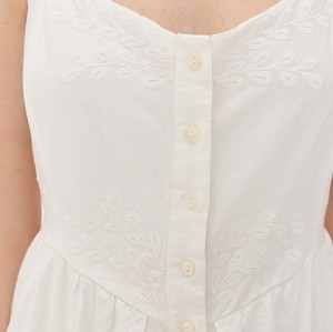 Elegant V-Neckline Sleeveless Backless Solid Color Floral Embroidered Casual Dress