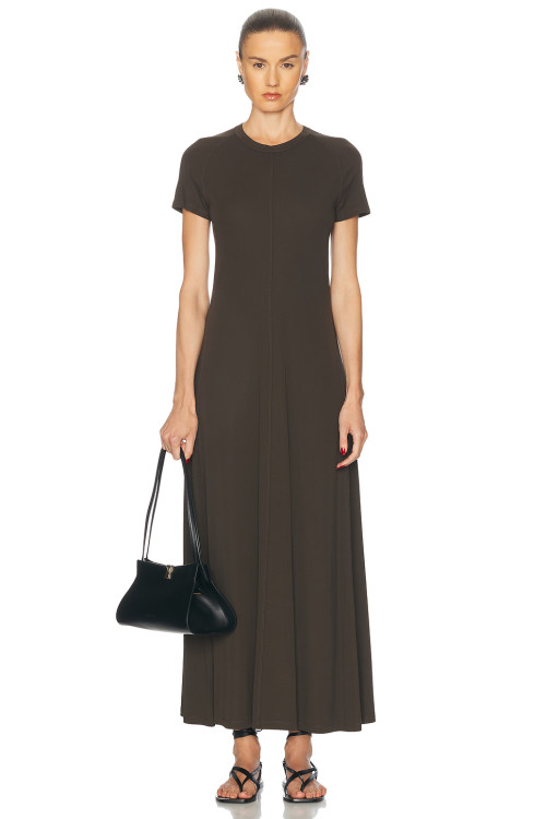 High quality Minimalist Elegant Sleek Flowing Simple Classical Slim Woman's Long Dress