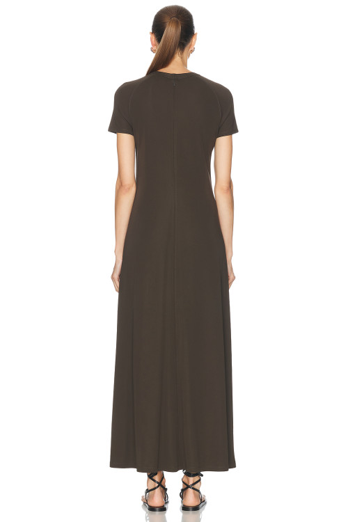 High quality Minimalist Elegant Sleek Flowing Simple Classical Slim Woman's Long Dress
