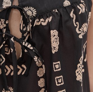 Fashion Daily Sweat-Heart Neckline Sleeveless Ties At Front Beach Seashell Print Casual Tops