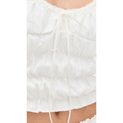 Fashion Sample Sweat-Heat Neckline Puff Sleeve Lace And Ruffle Trim Casual Tops