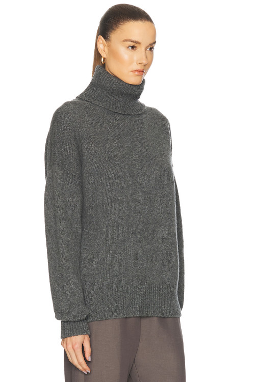 Stylish High quality Sophisticated Fashionable Hot sale High neckline Woman's Sweaters