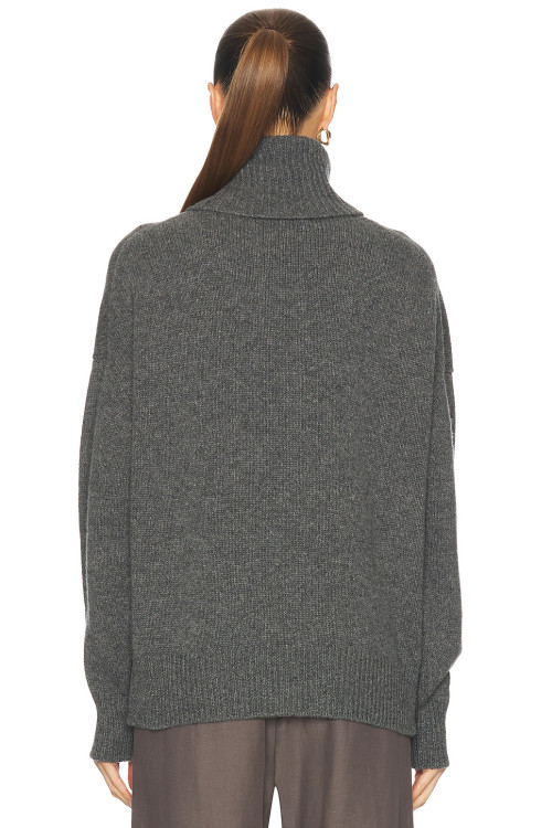 Stylish High quality Sophisticated Fashionable Hot sale High neckline Woman's Sweaters