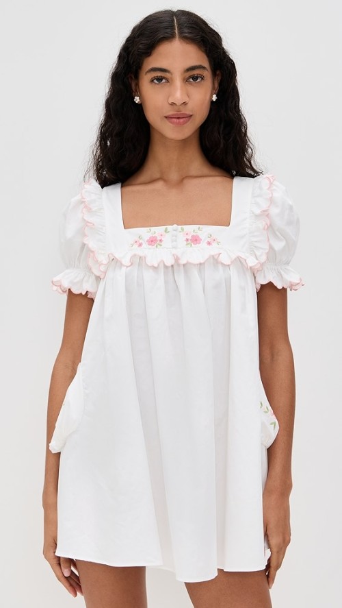 Sweat Sample Square Neckline Short Puff Sleeve Ruffle Edges And Floral Embroidery Casual Dress