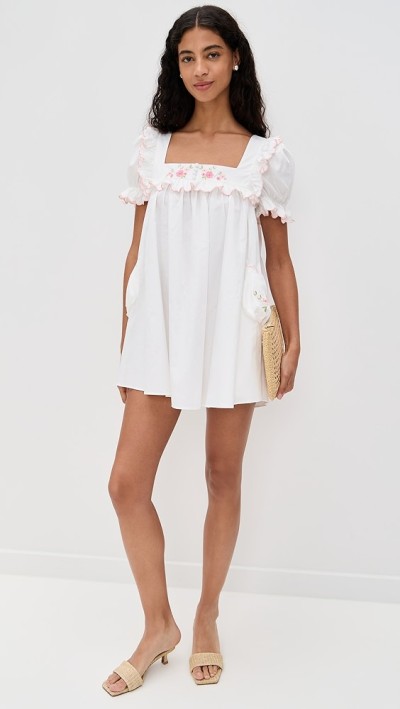 Sweat Sample Square Neckline Short Puff Sleeve Ruffle Edges And Floral Embroidery Casual Dress
