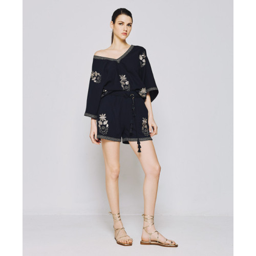 Sample Handsome Batwing Sleeve V-Neckline Embroidered And Beaded Casual Tops
