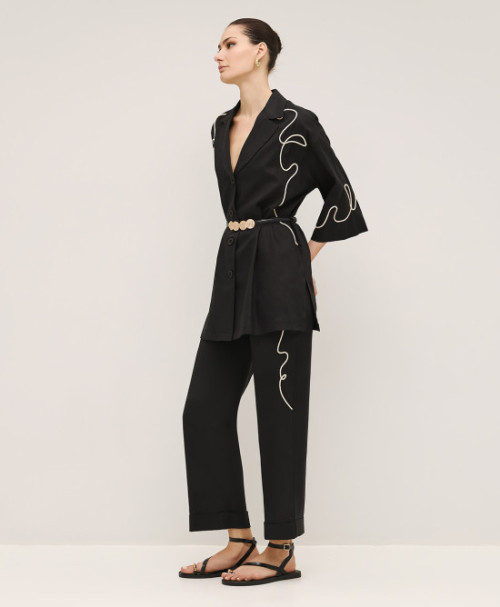 Handsome Elegant  V-Neckline Lapel Collar Widen Long Sleeve Solid Color Drawstring Embroidery Casual Tops