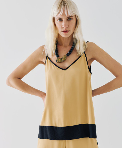 Sport Sample V-Neckline Camisole Backless Fabric Combination Casual Tops