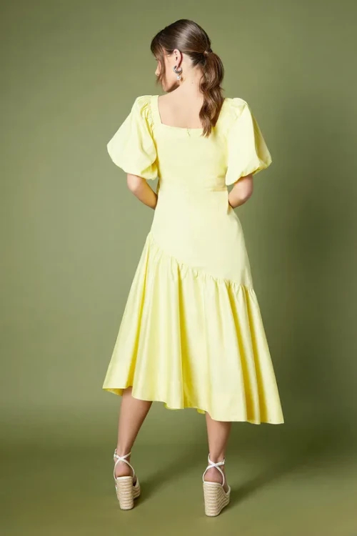 Fashion Elegant V-Neckline Ruff Sleeve Ruffle Tight Waist Solid Color Formal Dress