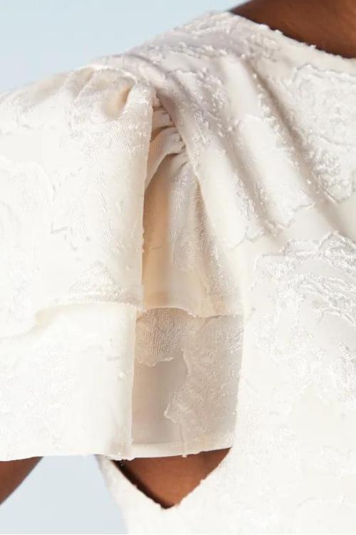 Fashion Luxury Round Neckline Cut Out Solid Color Tiered Ruffle Hem Elegant Dress